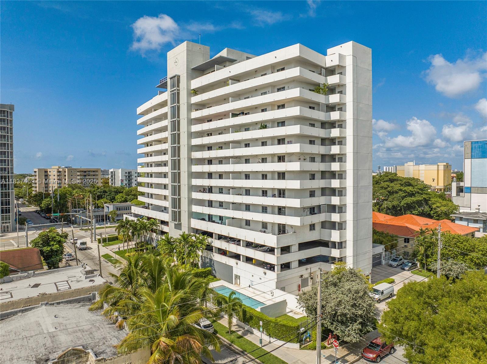 default 36 NW 6th Ave # 701, Miami FL 33128 — #A11837469
