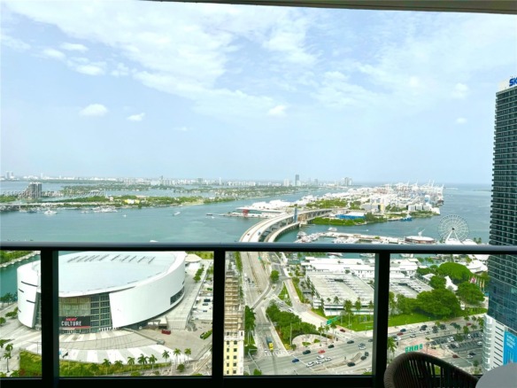 601 NE 1st Ave # 3416, Miami FL 33132 — #A11626144