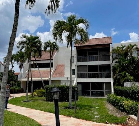 301 Racquet Club Rd # 201, Weston FL 33326 — #A11720113