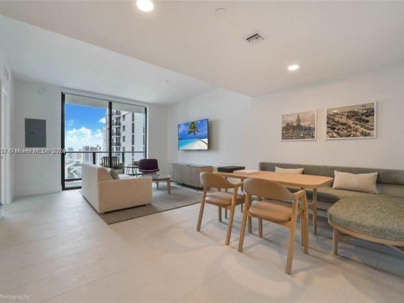 159 NE 6 # 3913, Miami FL 33132 — #A11722237
