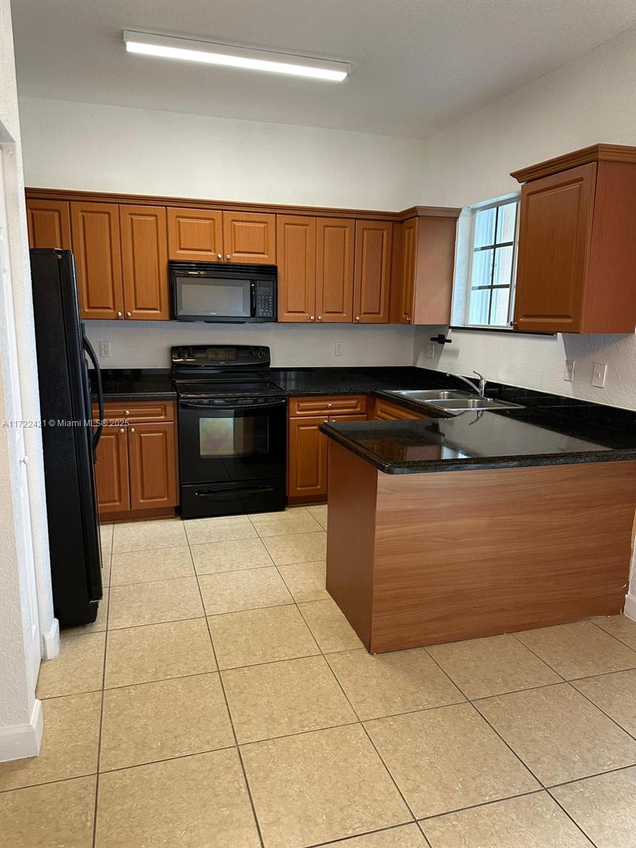 83dcefb7-4393 2589 NE 4th St # 205, Homestead FL 33033 — #A11722421