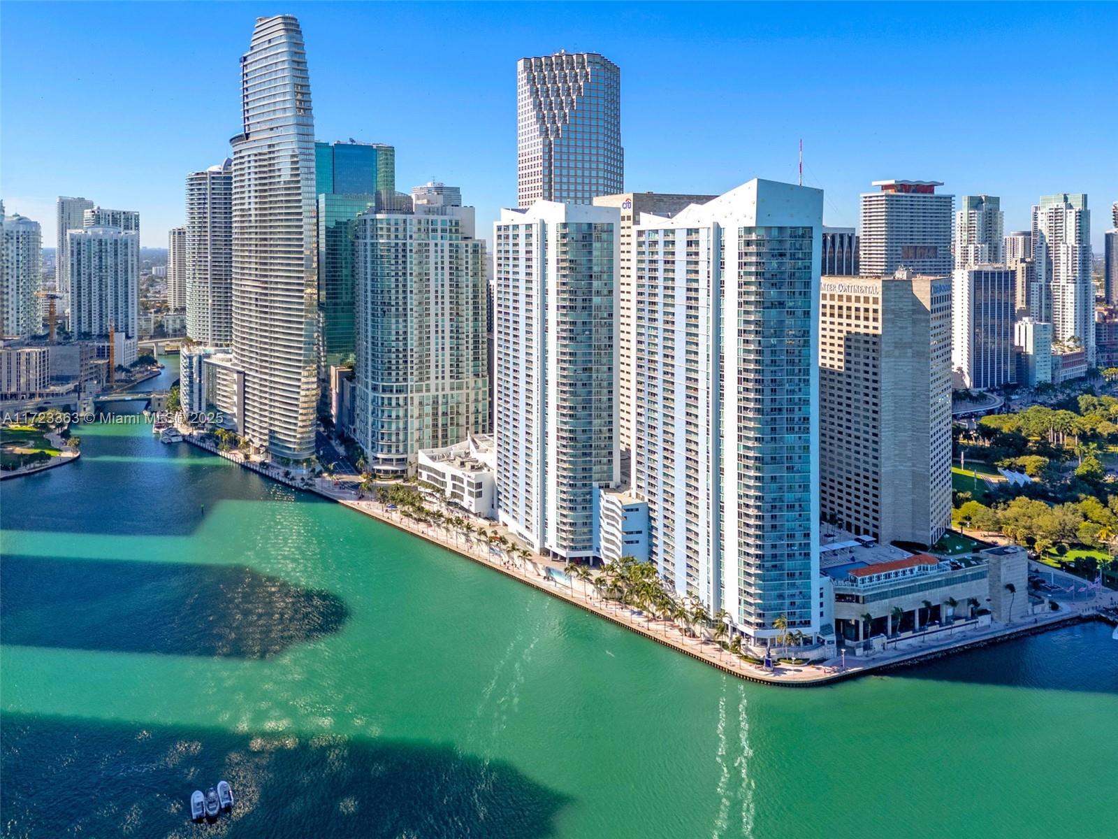 83dcefb7-4412 325 S Biscayne Blvd # 3726, Miami FL 33131 — #A11723363