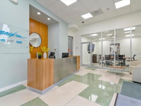2404 Hollywood Blvd, Hollywood FL 33020 — #A11723581