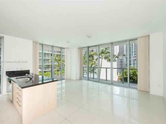 79 SW 12th St, Miami FL 33130 — #A11724964