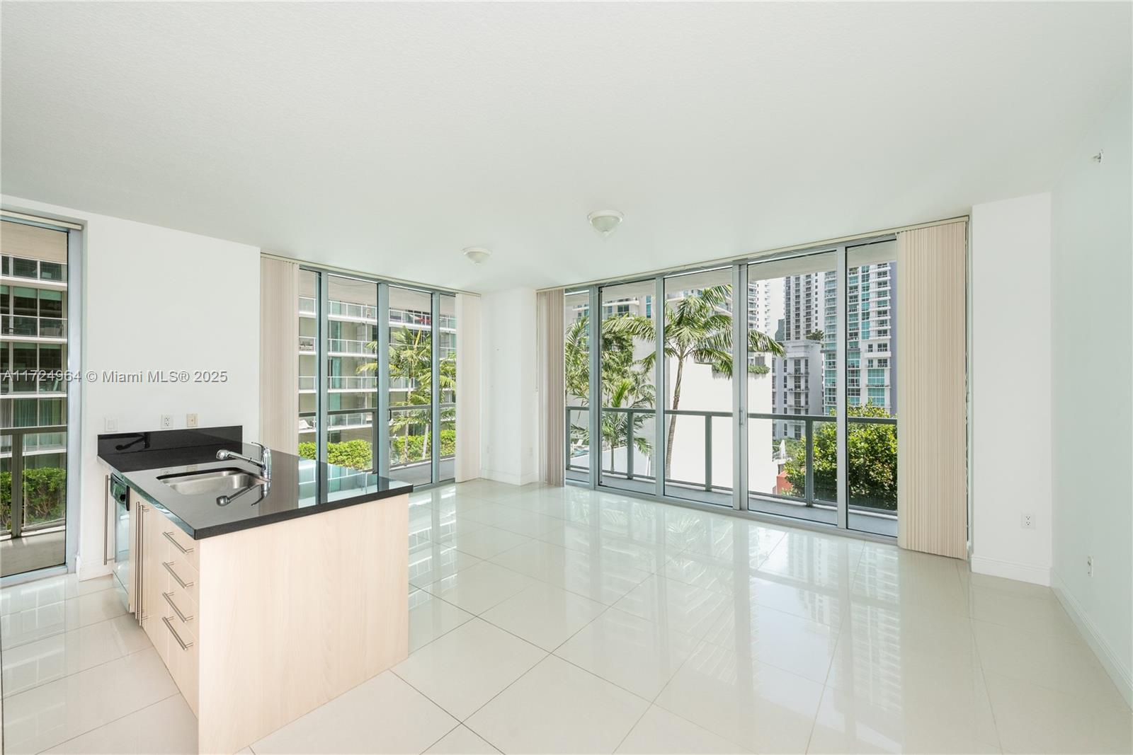 79 SW 12th St, Miami FL 33130 — #A11724964