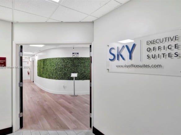 12550 Biscayne Blvd # 15, North Miami FL 33181 — #A11725608
