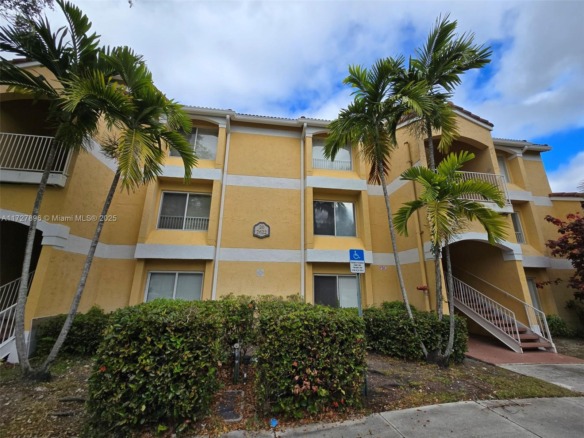 2622 NW 33rd St # 2011, Oakland Park FL 33309 — #A11727896