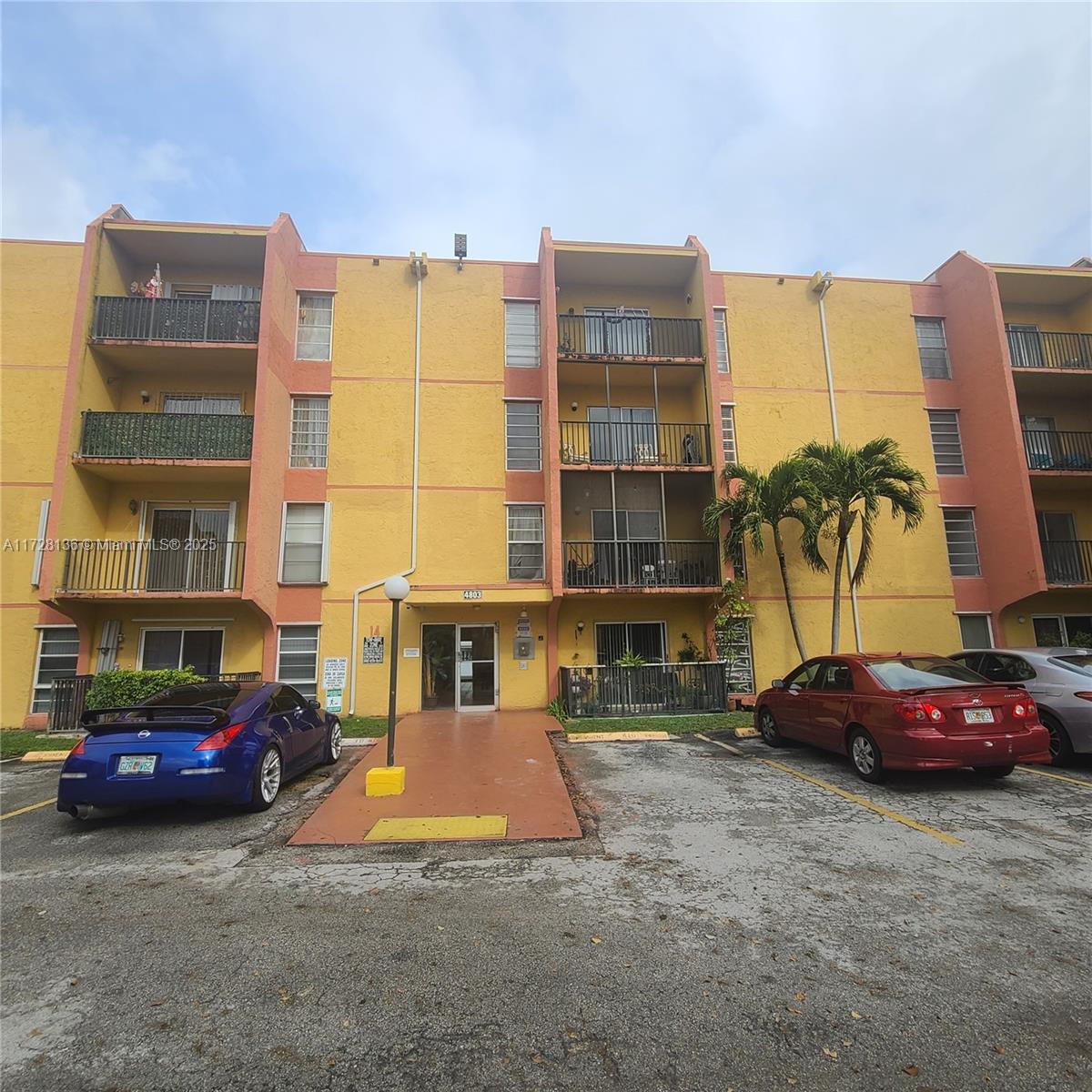 83dcefb7-4481 4803 NW 7th St # 14, Miami FL 33126 — #A11728136