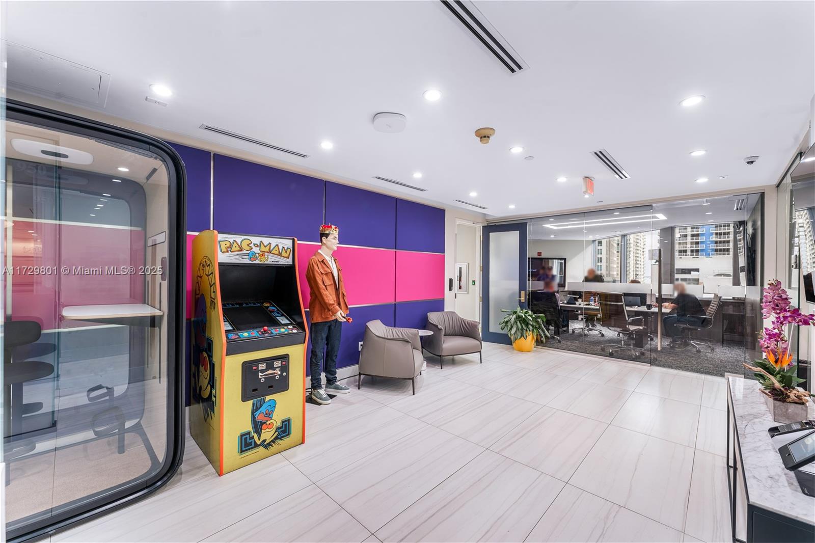 83dcefb7-4505 1200 Brickell Ave # A, Miami FL 33131 — #A11729801