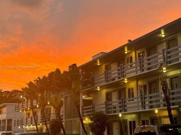 1535 SE 15th St # 304, Fort Lauderdale FL 33316 — #A11730880