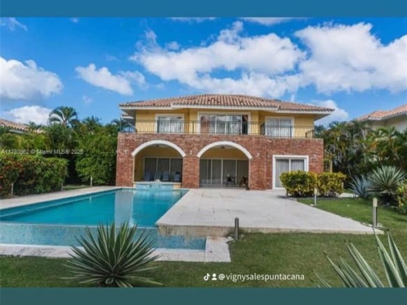 1 Bougainvilla, Pu — #A11730962