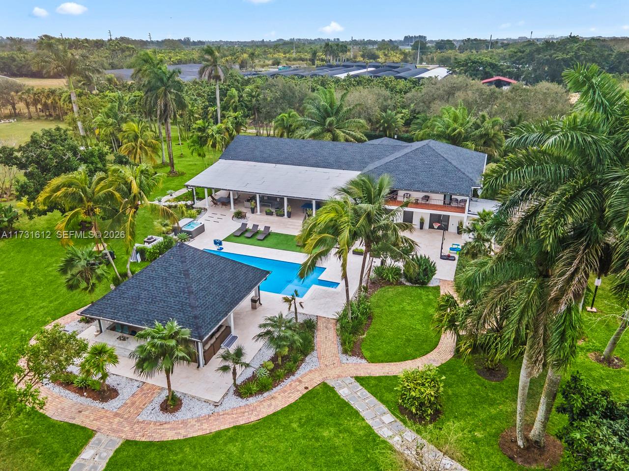 83dcefb7-4532 14875 SW 212th St, Miami FL 33187 — #A11731612