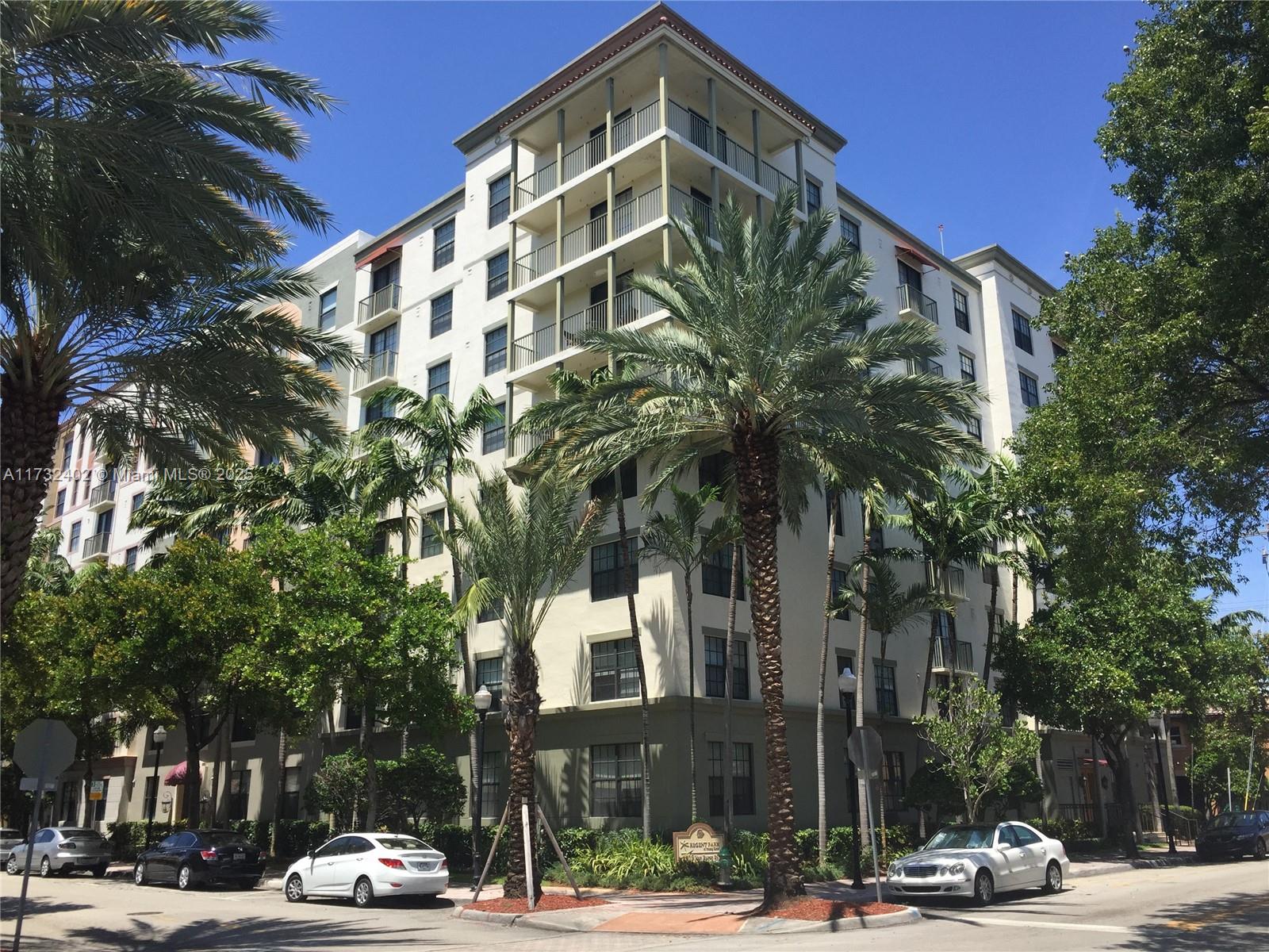 83dcefb7-4543 1919 Van Buren St # 104A, Hollywood FL 33020 — #A11732402