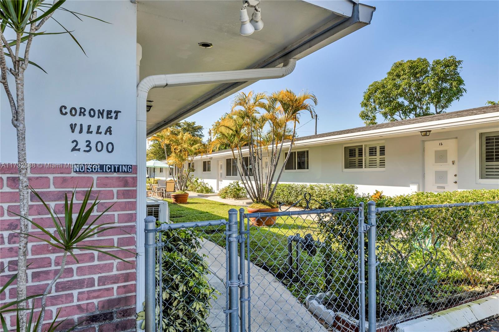 2300 Jackson St # 10, Hollywood FL 33020 — #A11732588