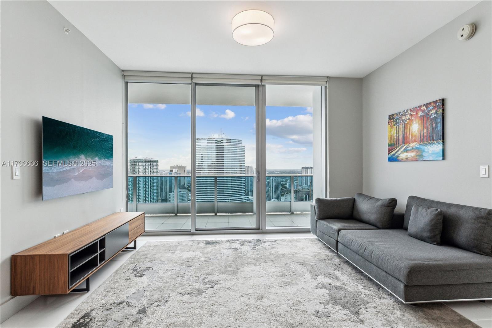 83dcefb7-4556 200 Biscayne Boulevard Way # 4912, Miami FL 33131 — #A11733636