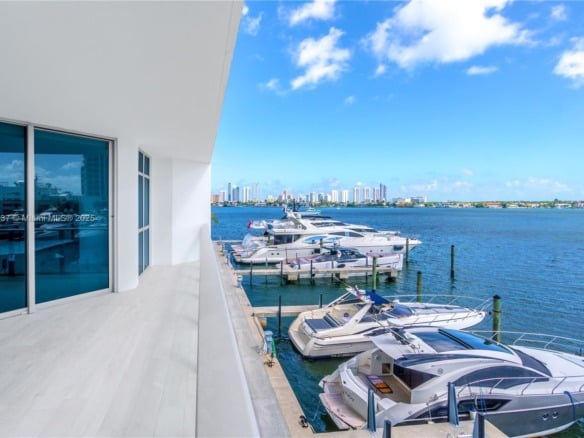 17301 Biscayne Blvd # 207, North Miami Beach FL 33160 — #A11733837