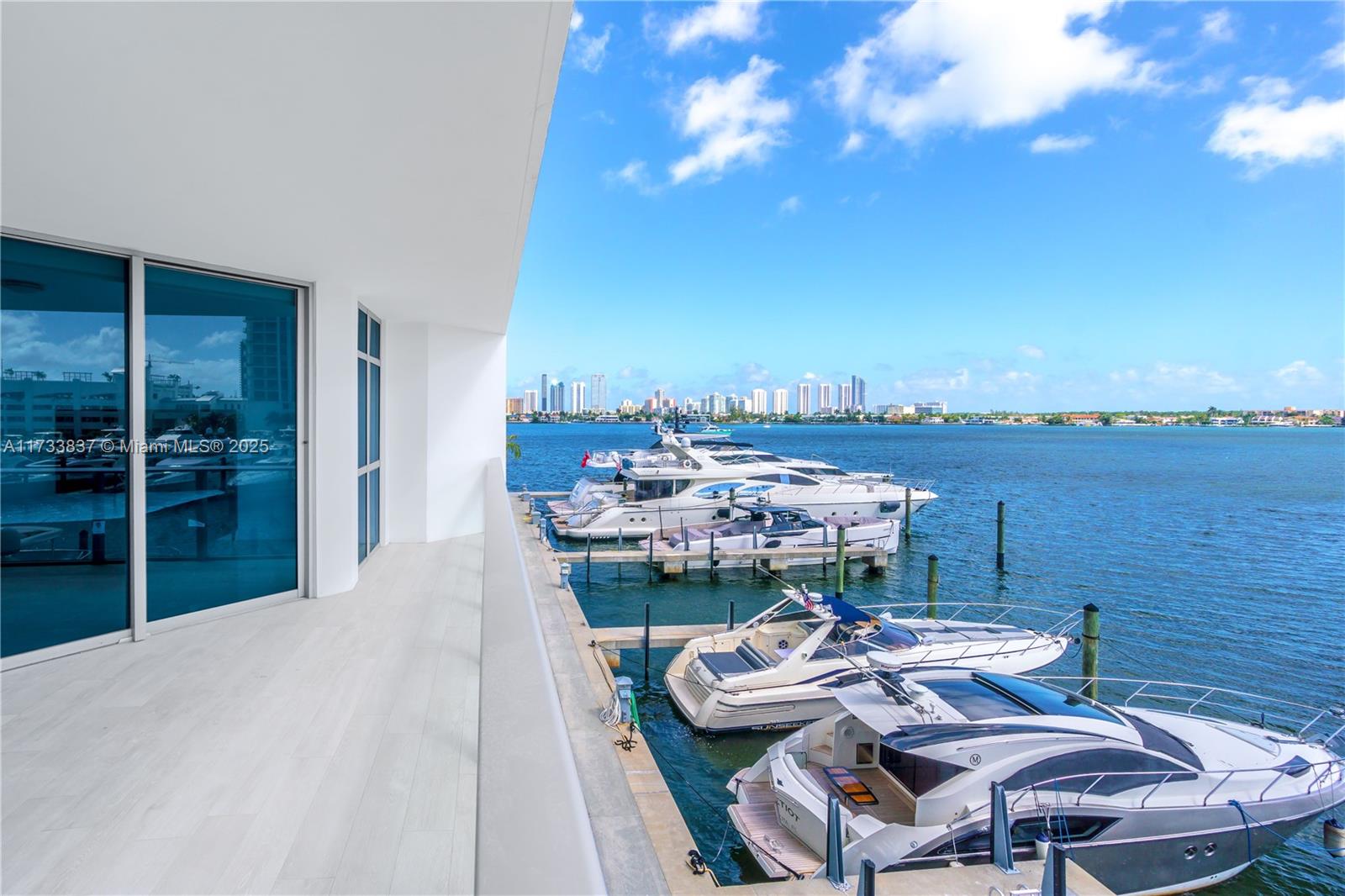 83dcefb7-4560 17301 Biscayne Blvd # 207, North Miami Beach FL 33160 — #A11733837