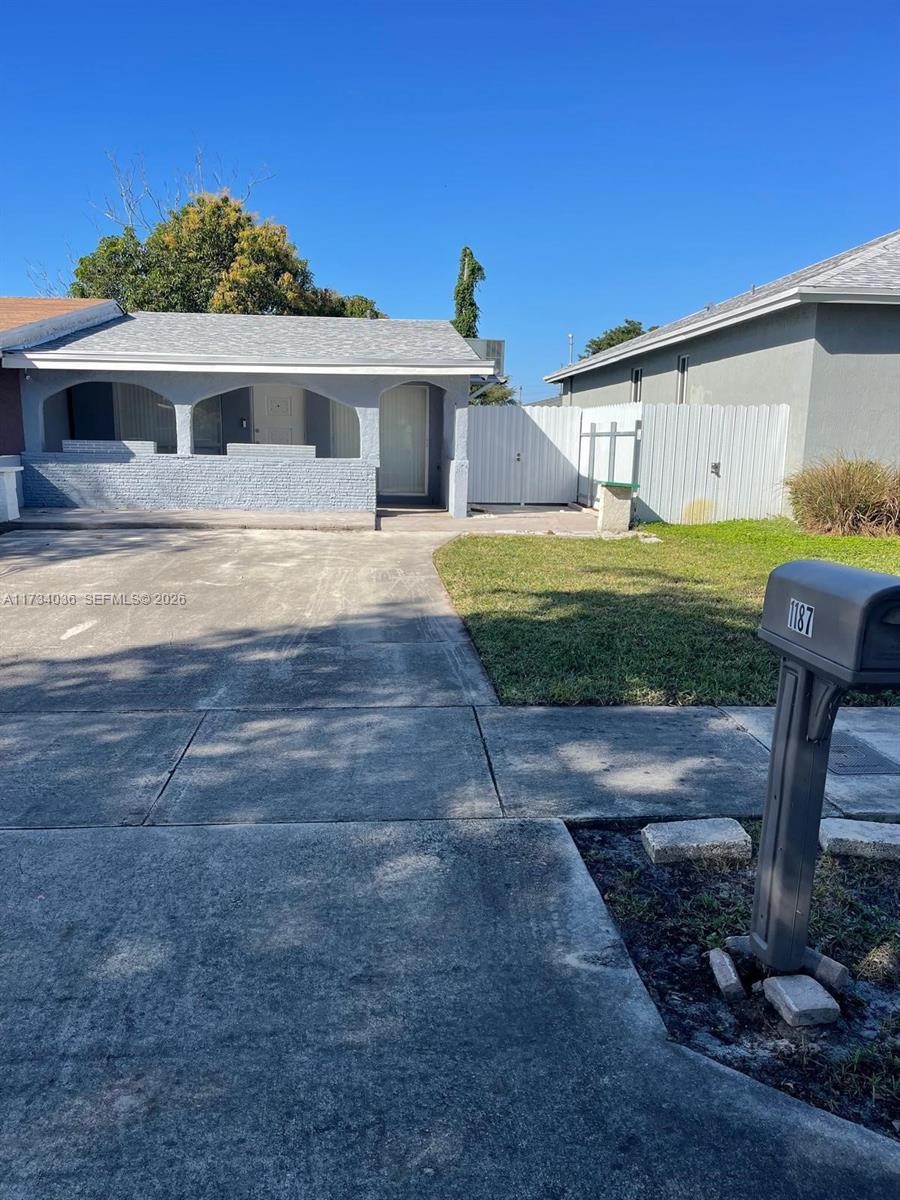 83dcefb7-4563 1187 NW 29th Ter, Fort Lauderdale FL 33311 — #A11734036