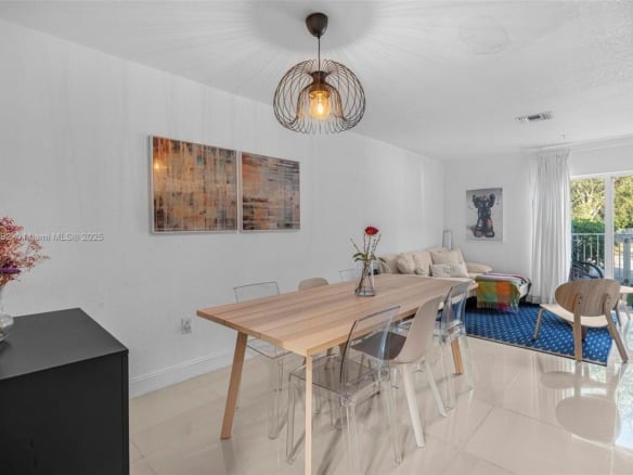 2196 NE 167th St # 114, North Miami Beach FL 33162 — #A11734232