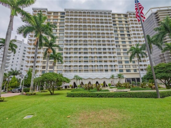9801 Collins Ave # 17J, Bal Harbour FL 33154 — #A11734817