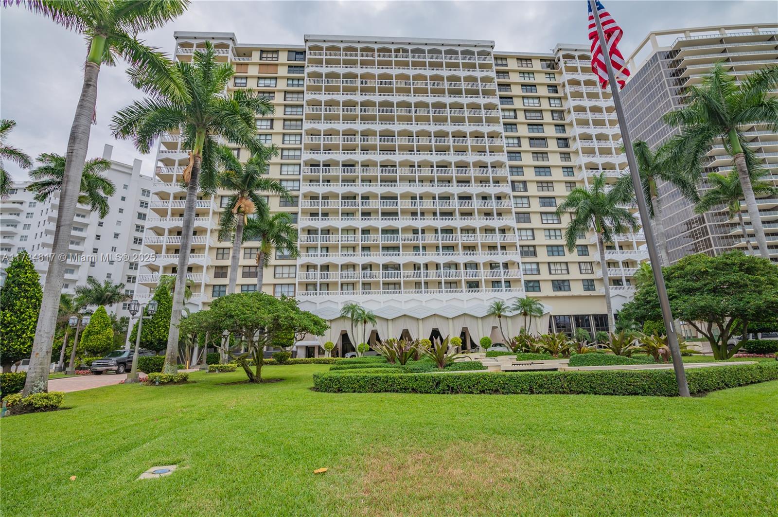 9801 Collins Ave # 17J, Bal Harbour FL 33154 — #A11734817
