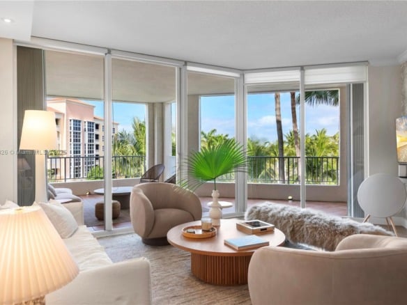 705 Crandon Blvd # 405, Key Biscayne FL 33149 — #A11735326