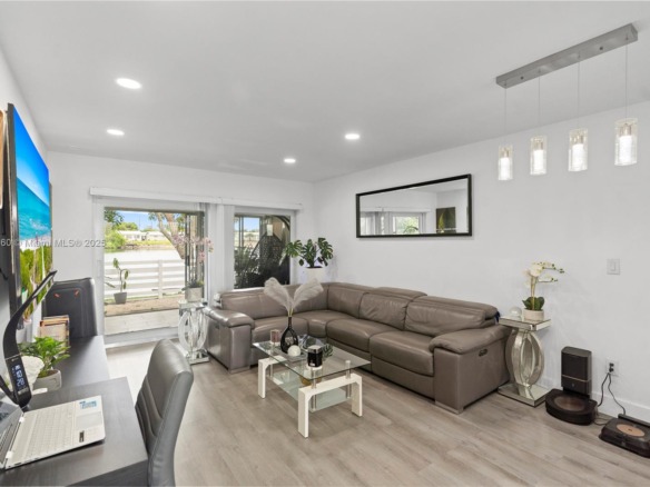 2418 NW 52nd St, Tamarac FL 33309 — #A11835060