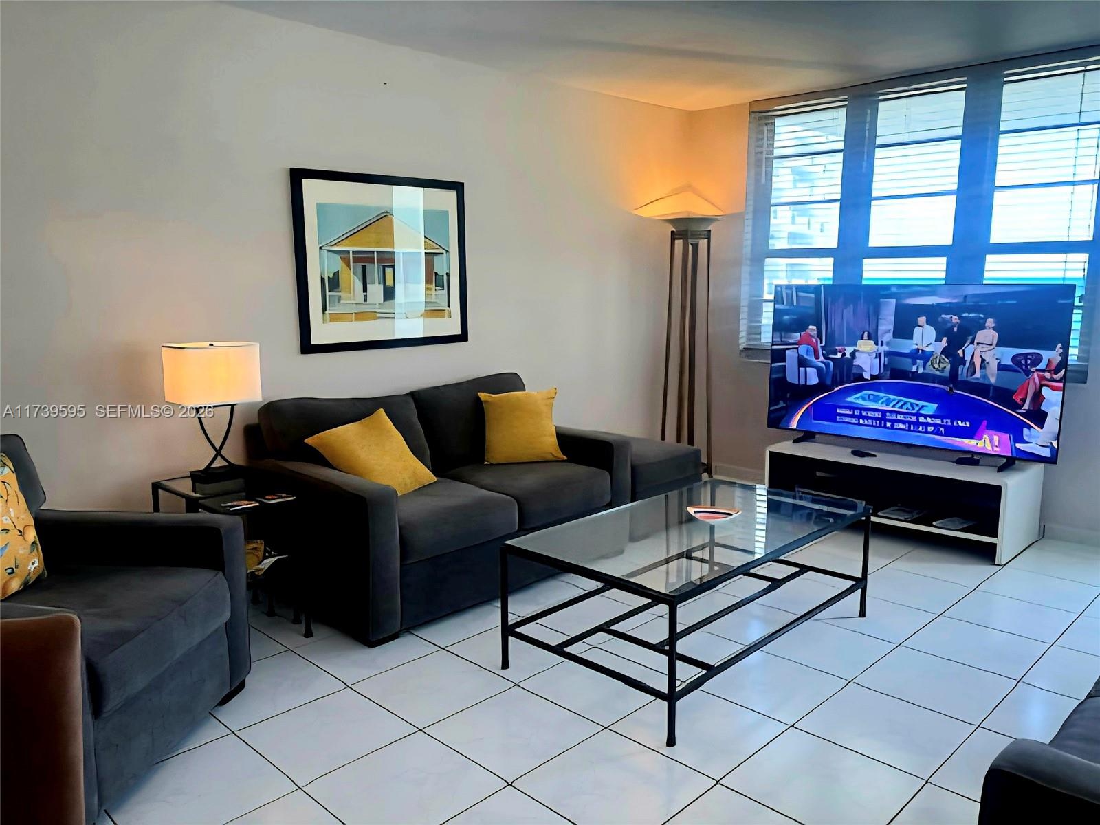 83dcefb7-4636 100 Lincoln Rd # 821, Miami Beach FL 33139 — #A11739595