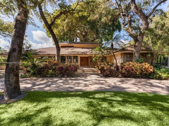 9490 Old Cutler Ln, Coral Gables FL 33156 — #A11739852