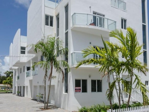 1985 Calais # 3, Miami Beach FL 33141 — #A11744569