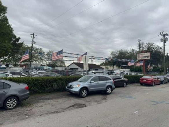 4420 Peters Rd, Fort Lauderdale FL 33317 — #A11746674
