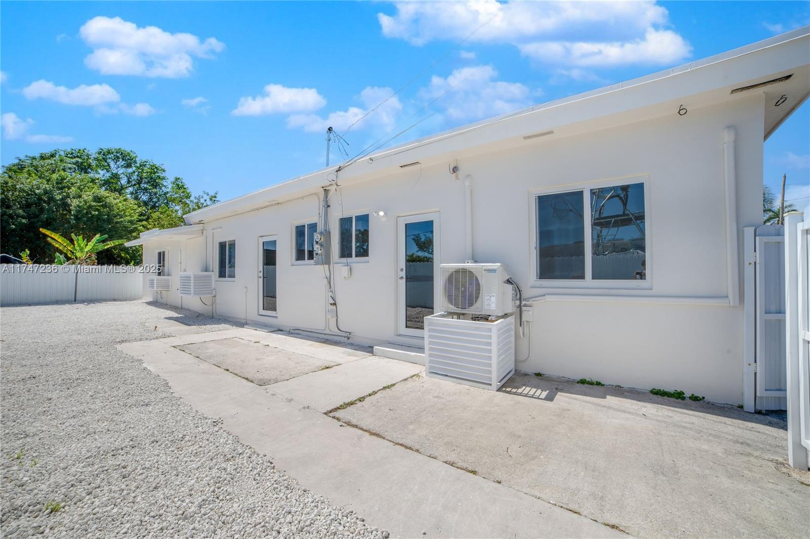 83dcefb7-4741 10272 SW 178th St # 1, Miami FL 33157 — #A11747236