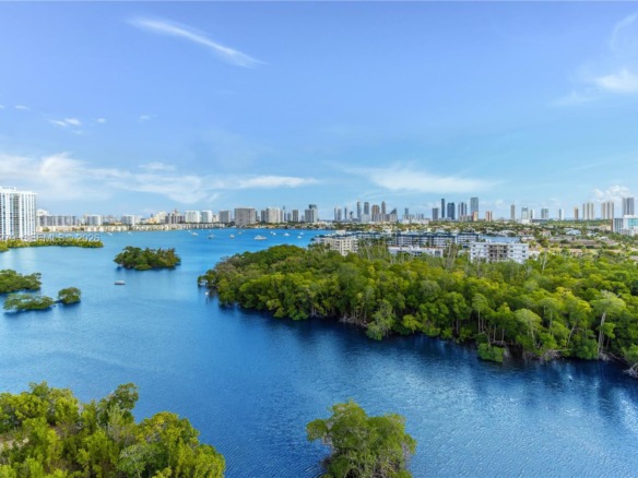 16385 Biscayne Blvd # 1221, North Miami Beach FL 33160 — #A11748279