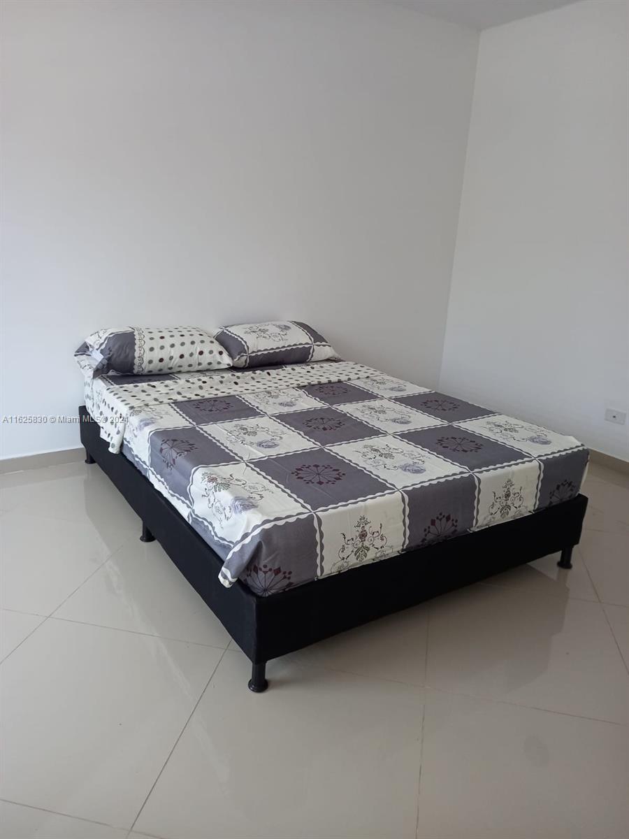 83dcefb7-476 Listing #A11625830