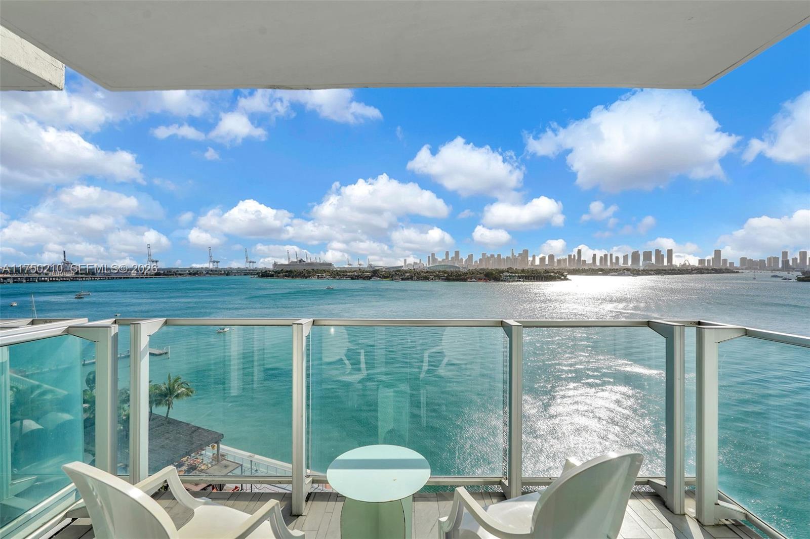 83dcefb7-4786 1100 West Ave # 916, Miami Beach FL 33139 — #A11750210
