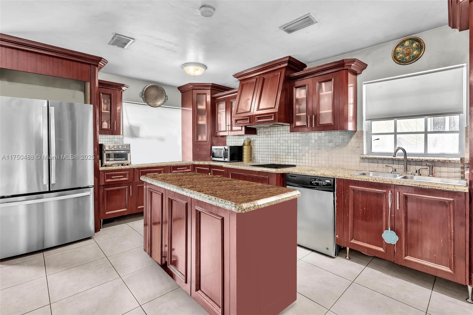 2631 NE 214th St, Miami FL 33180 — #A11750488