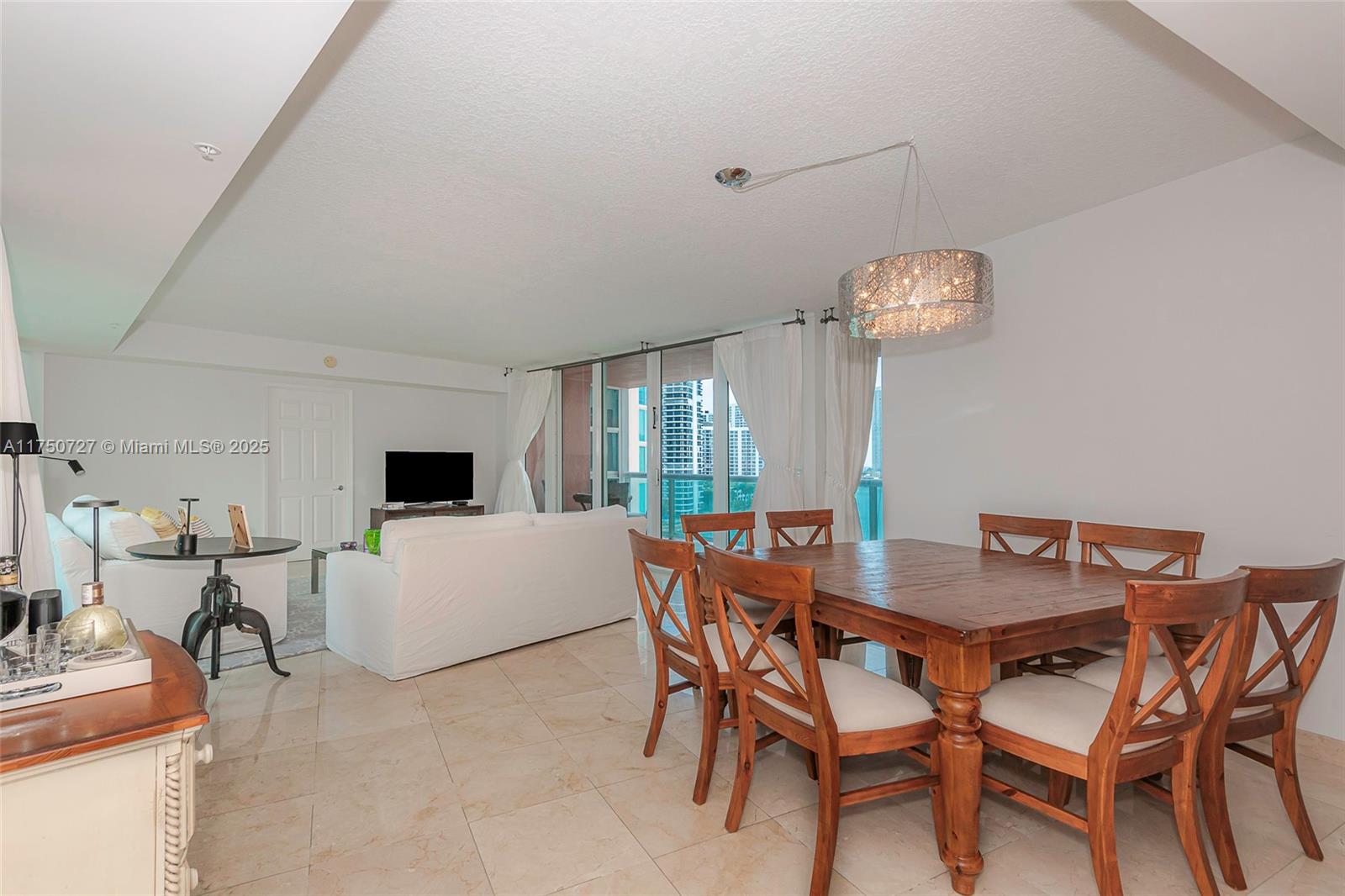 83dcefb7-4795 Listing #A11750727