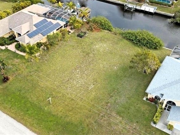 407 NW 33rd Ave, Cape Coral FL 33993 — #A11752775
