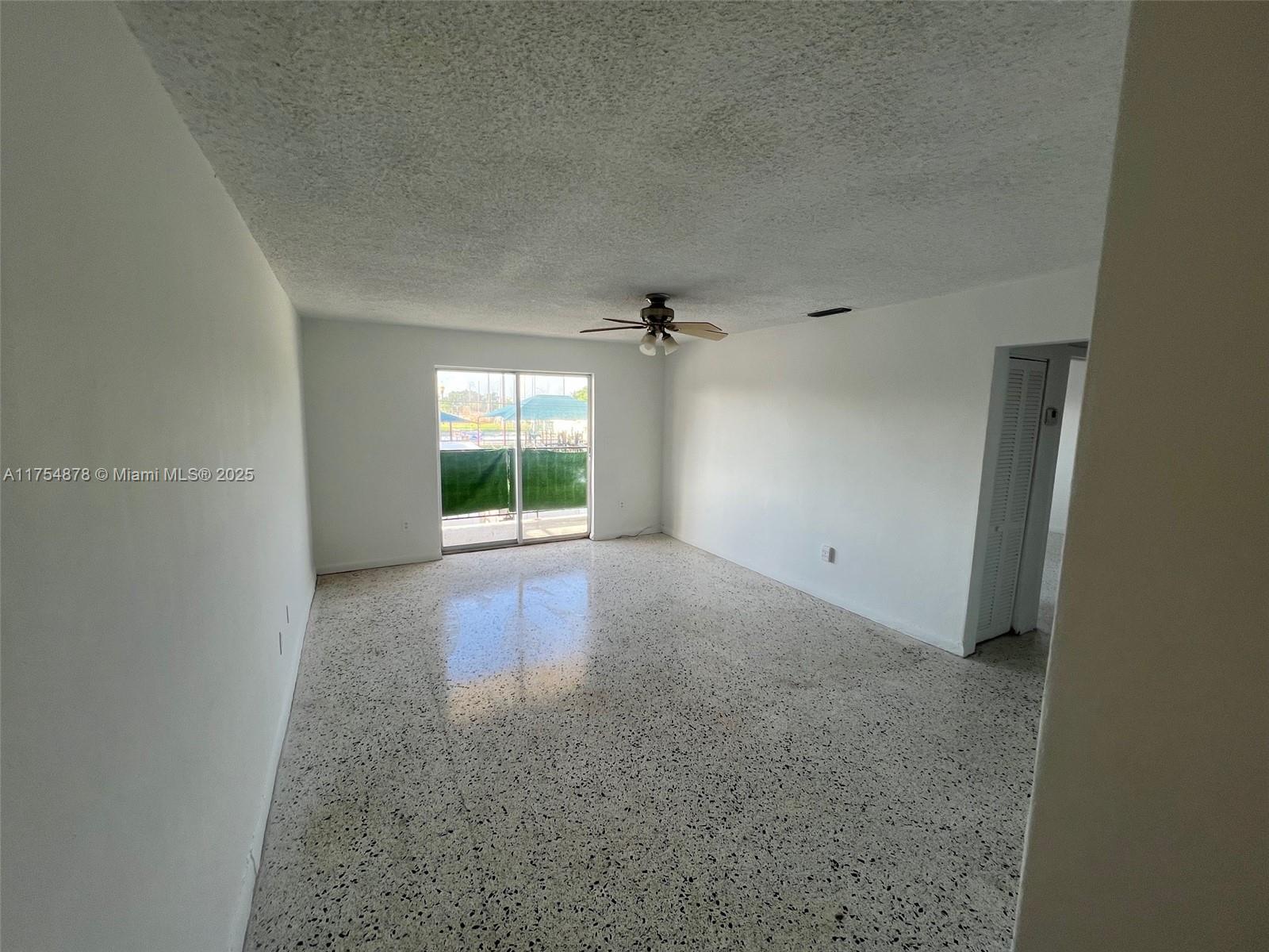 83dcefb7-4846 887 W 29th St # 2, Hialeah FL 33012 — #A11754878