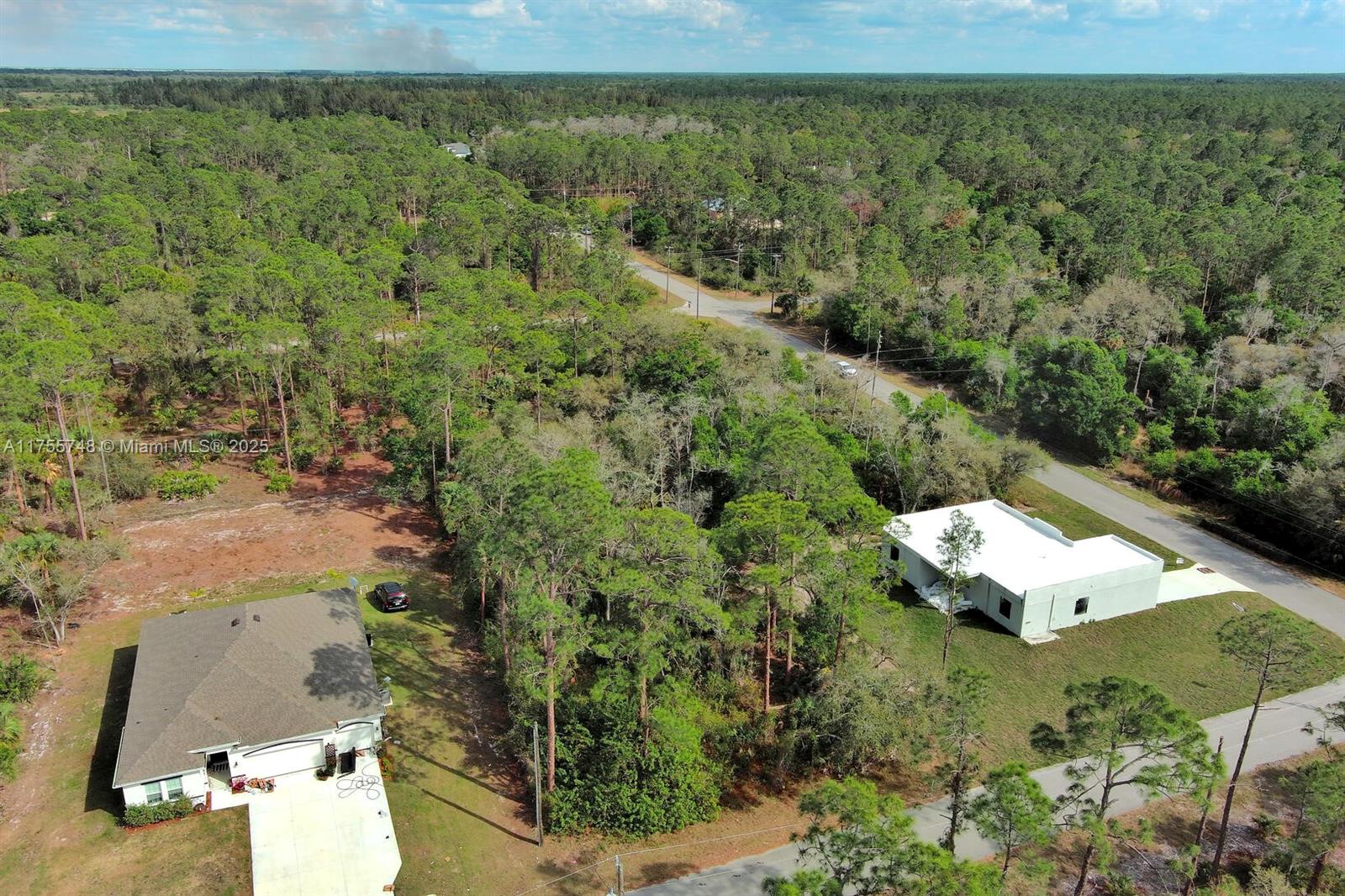 83dcefb7-4862 1702 Greenwood Ave, Lehigh Acres FL 33972 — #A11755748