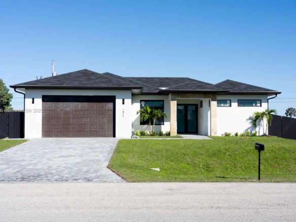 1817 NE 17th st, Other City – In The State Of Florida FL 33909 — #A11756962