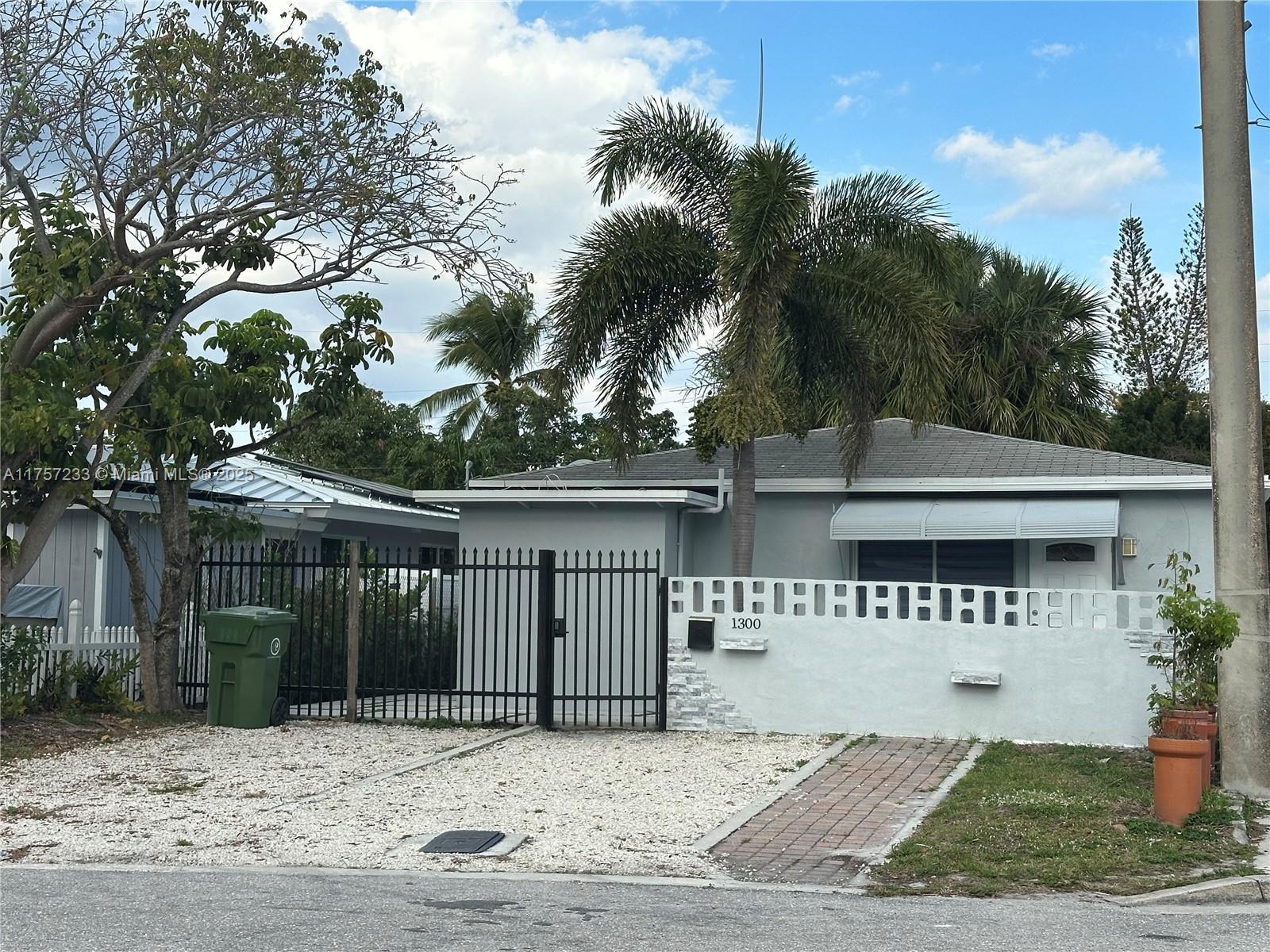 83dcefb7-4887 1300 NW 7th Ter, Fort Lauderdale FL 33311 — #A11757233