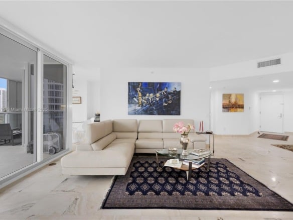 21055 Yacht Club Dr # 902, Aventura FL 33180 — #A11757435