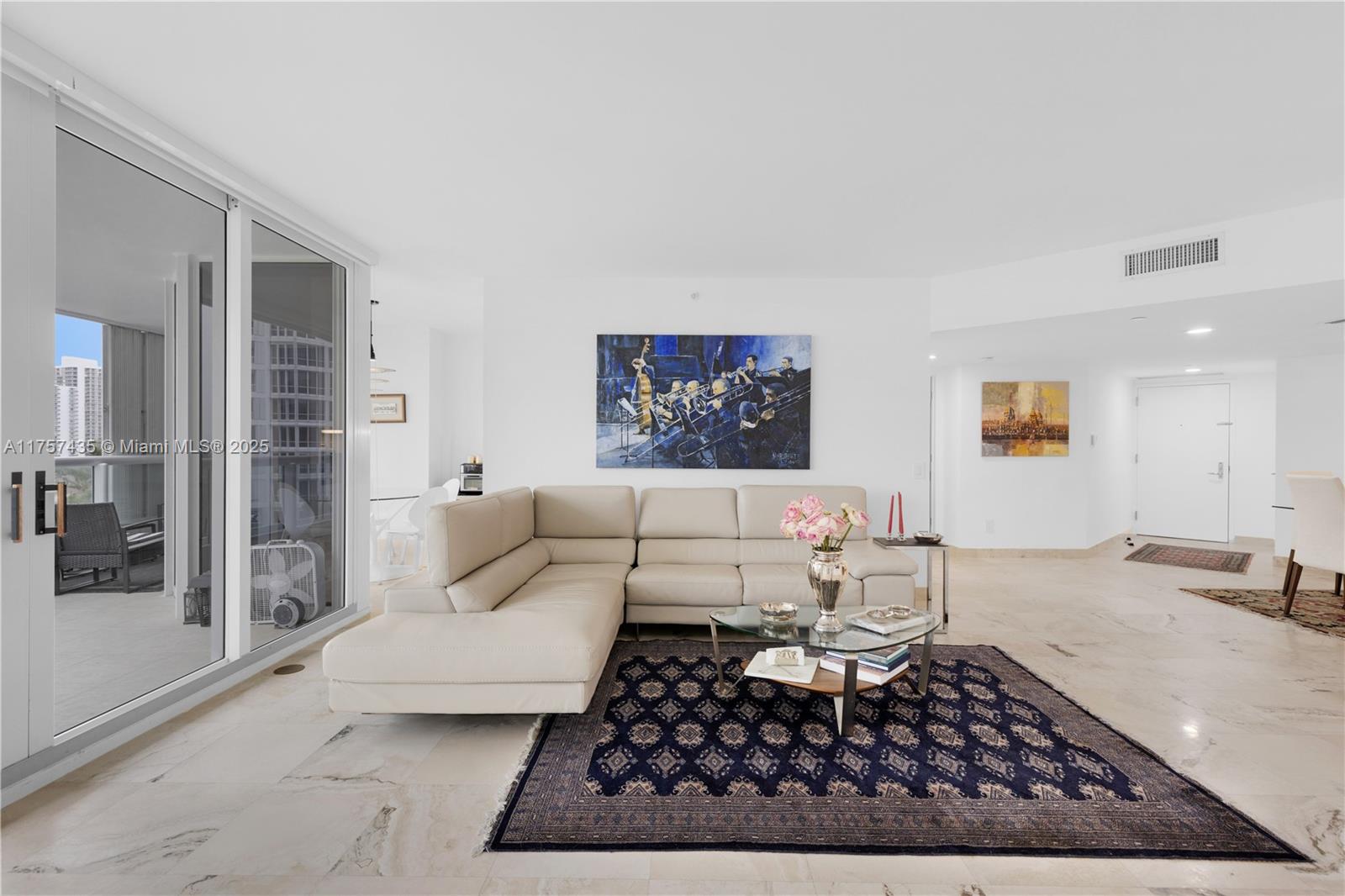 83dcefb7-4890 21055 Yacht Club Dr # 902, Aventura FL 33180 — #A11757435
