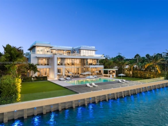 284 Bal Bay Dr, Bal Harbour FL 33154 — #A11757976