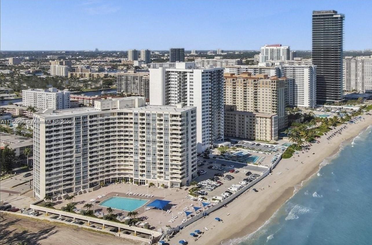 83dcefb7-4926 3180 S Ocean Dr # 522, Hallandale Beach FL 33009 — #A11759218