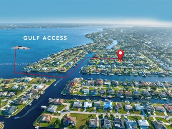 2022 SE 29th ST, Cape Coral FL 33904 — #A11759282