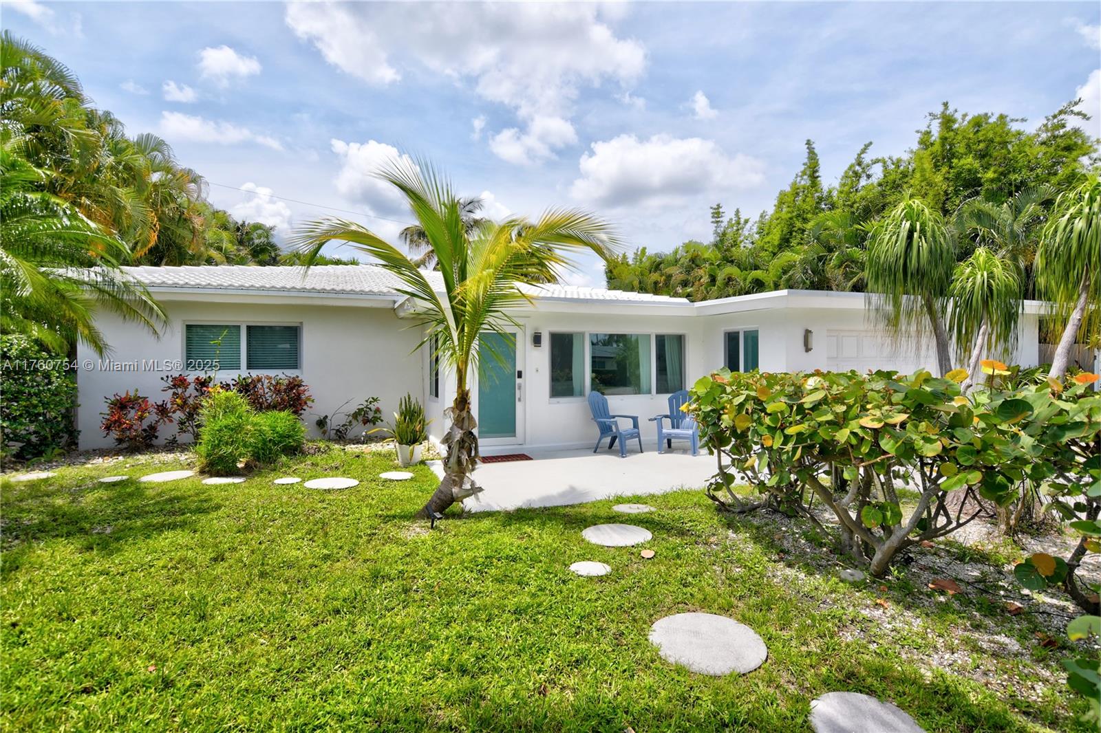 83dcefb7-4950 262 Bombay Ave, Lauderdale By The Sea FL 33308 — #A11760754