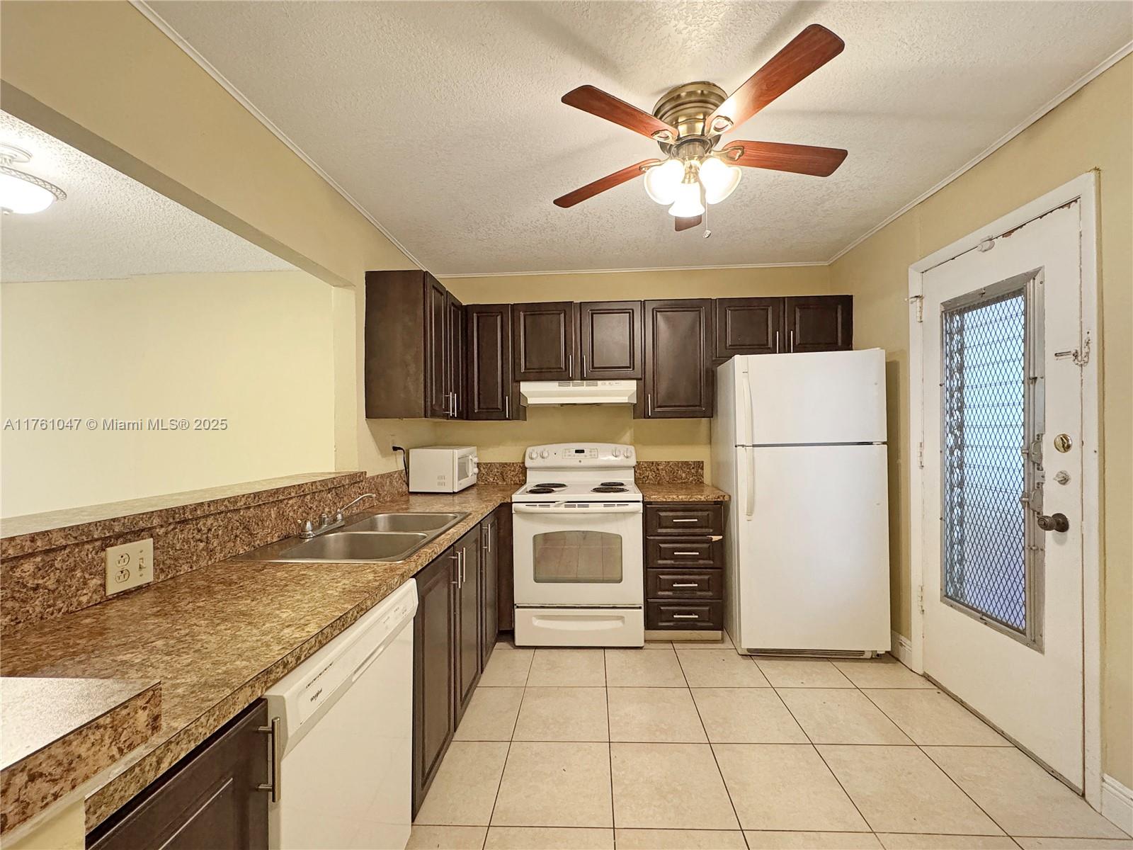 83dcefb7-4955 410 NW 68th Ave # 207, Plantation FL 33317 — #A11761047