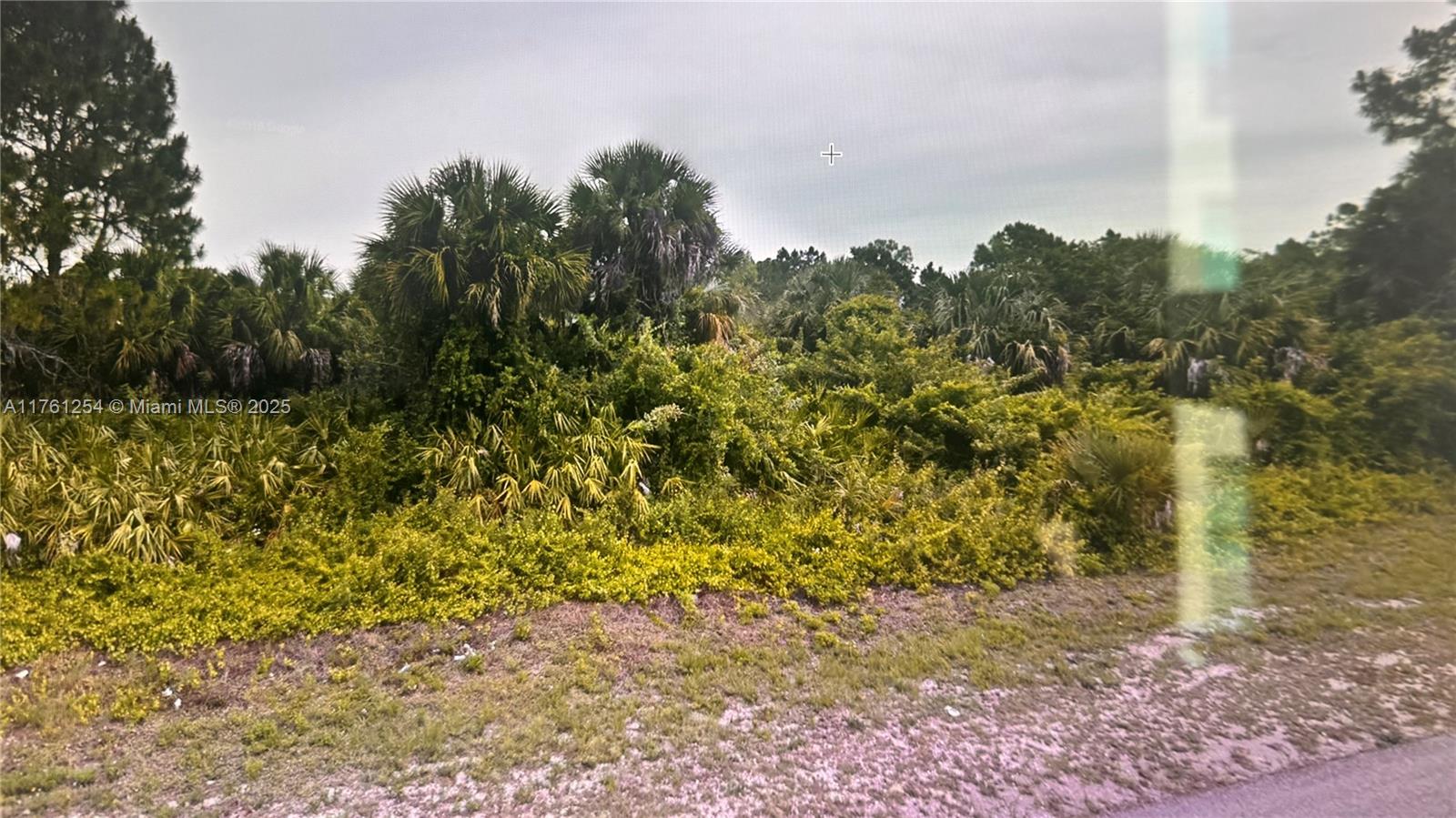 83dcefb7-4961 1245 E Cummings St, Lehigh Acres FL 33974 — #A11761254